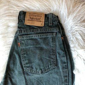 vintage levis mom jeans